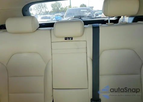 2019 Mercedes-Benz Gla 250 z USA, uszkodzony, nr VIN WDCTG4EB0KU004534